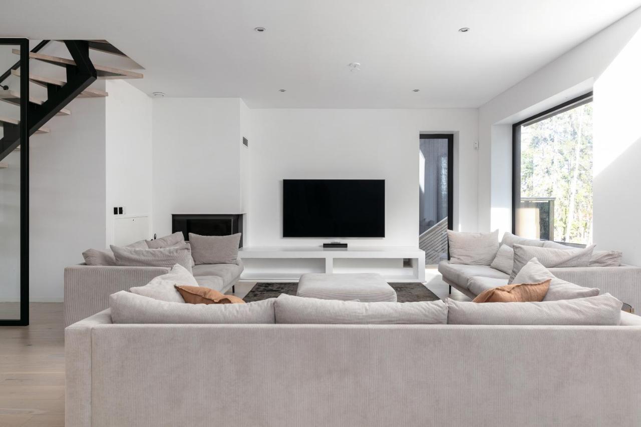 Stylish And Spacious Family Home Stockholm Exterior foto