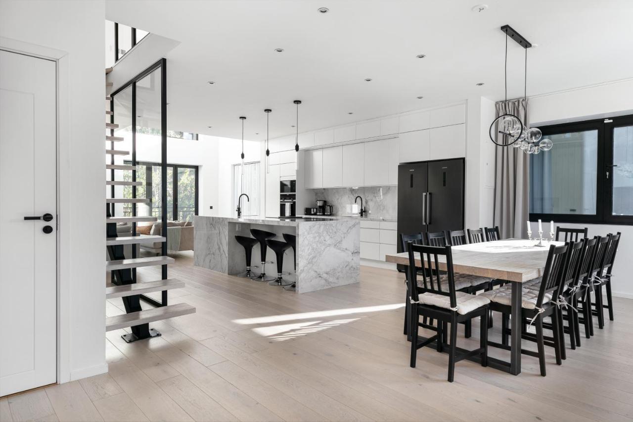 Stylish And Spacious Family Home Stockholm Exterior foto